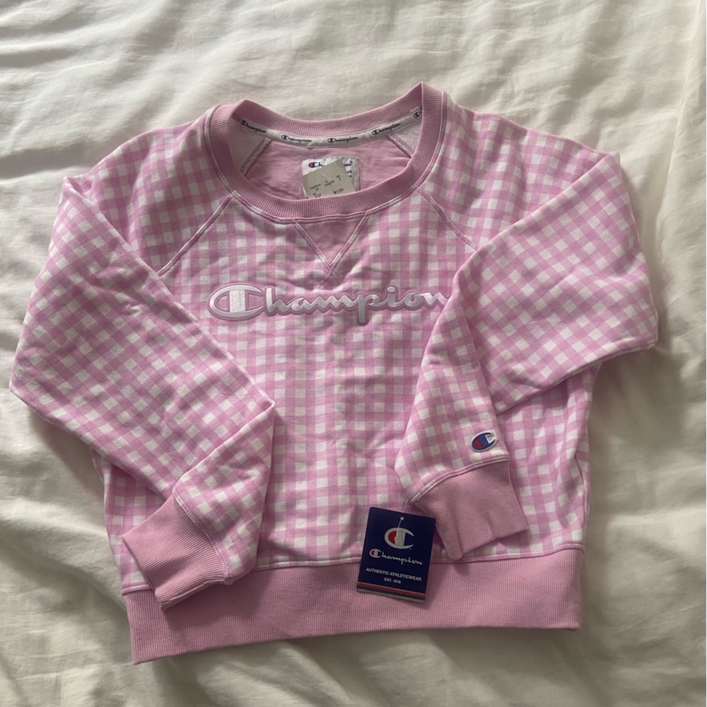 Champions crop sweatshirt. Medium